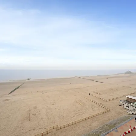 아파트 In With Sea Views